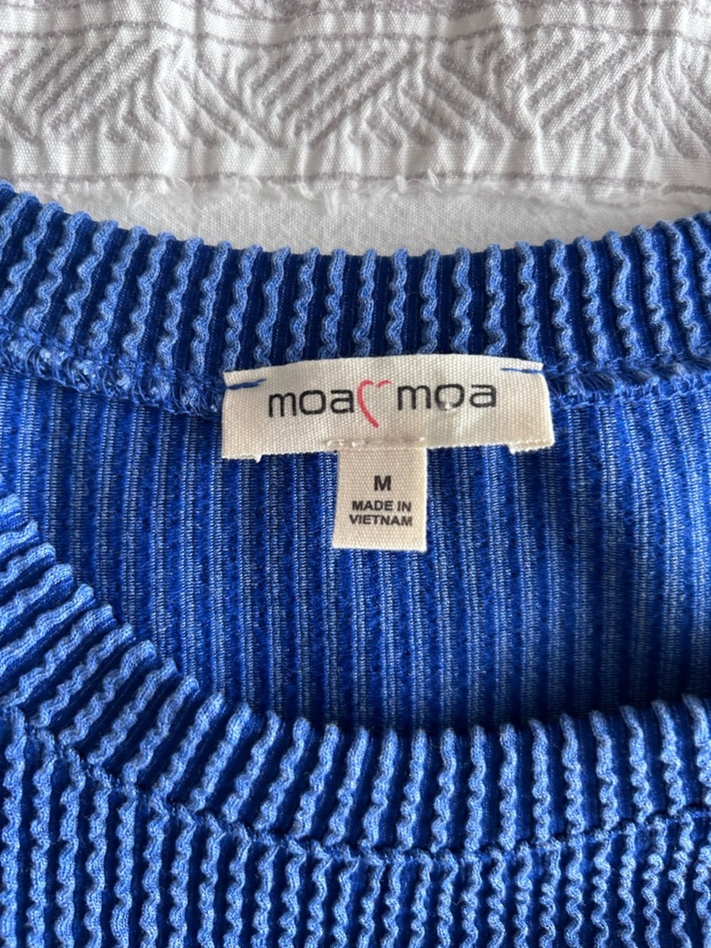 Moa Moa Ruffled Blue Top - Picture 4 of 5